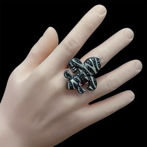 Fleur De Lis Zebra Stripe Rhinestone Cocktail Stretch Ring